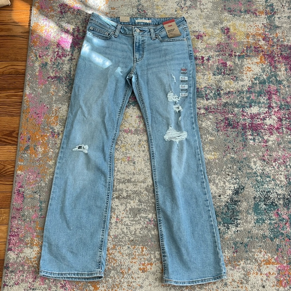 Levi size 28 super low boot- cut jeans NWT